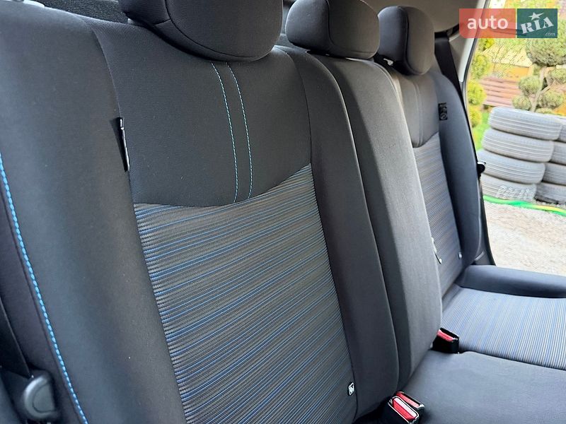Хэтчбек Nissan Leaf 2019 в Львове