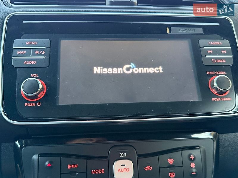 Хэтчбек Nissan Leaf 2019 в Львове