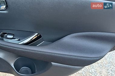 Хэтчбек Nissan Leaf 2019 в Львове