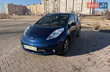 Хэтчбек Nissan Leaf 2017 в Запорожье