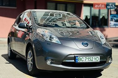 Хетчбек Nissan Leaf 2016 в Новояворівську