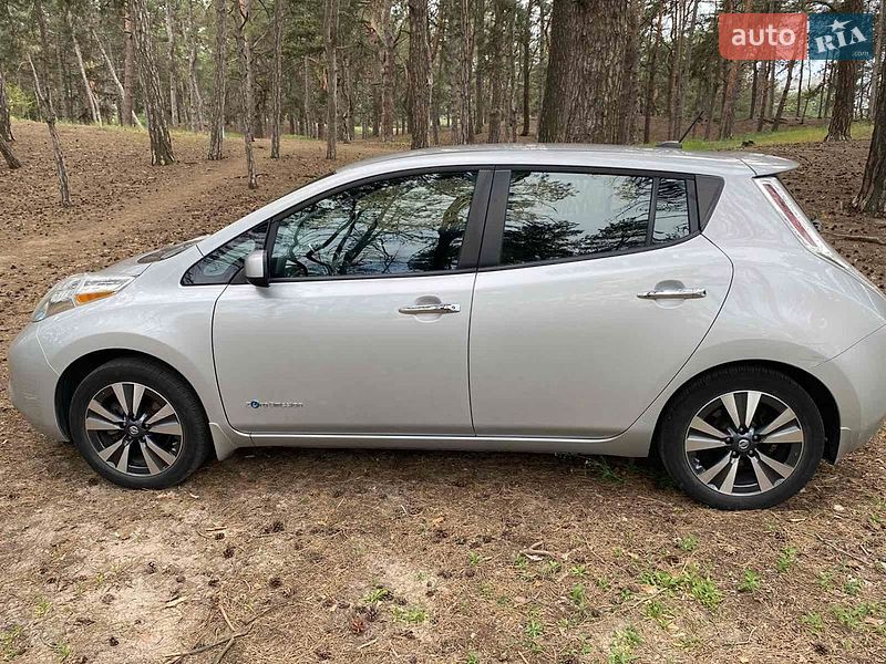 Nissan Leaf 2016