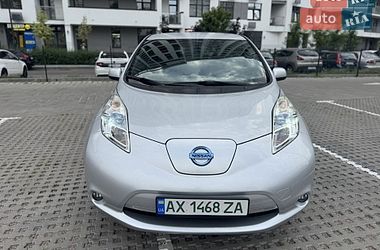 Хэтчбек Nissan Leaf 2013 в Киеве