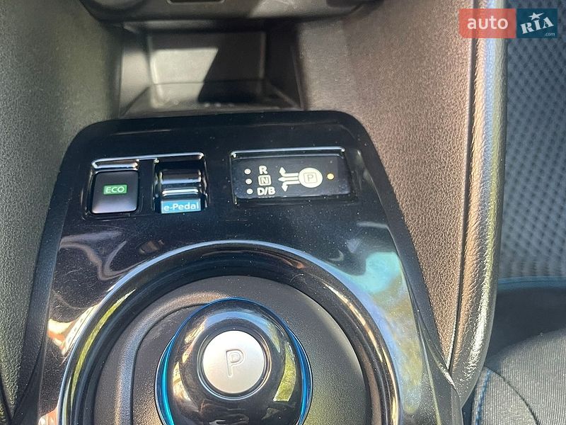 Хэтчбек Nissan Leaf 2021 в Тернополе