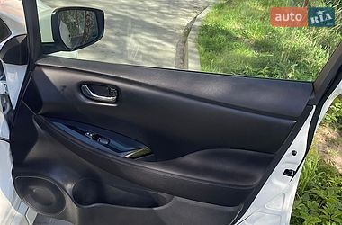 Хэтчбек Nissan Leaf 2021 в Тернополе