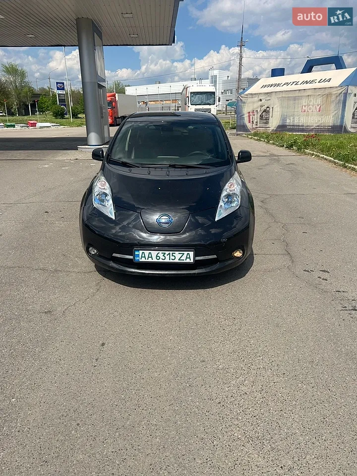 2013 Nissan Leaf - мініатюра 11