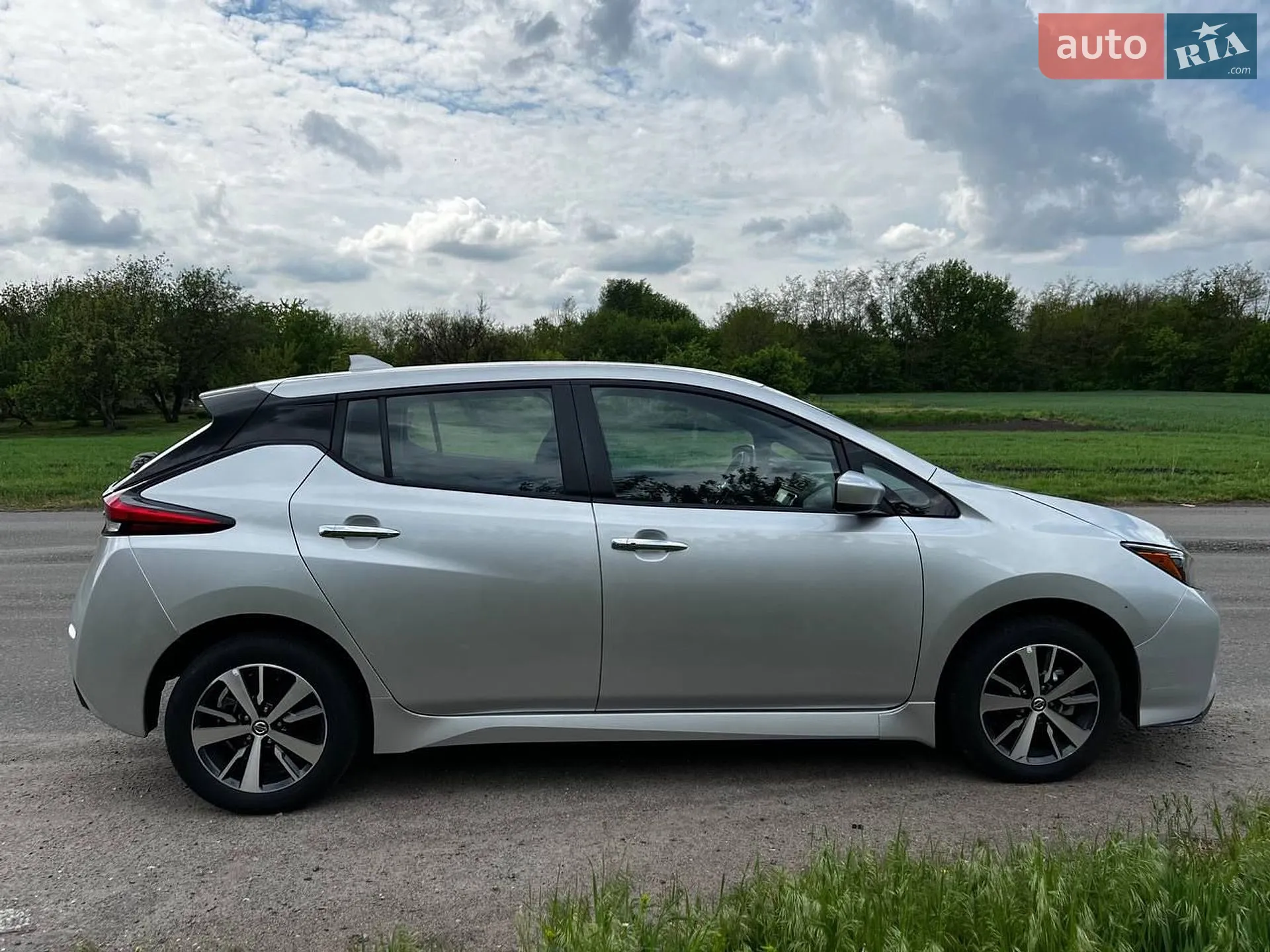 2022 Nissan Leaf - мініатюра 4