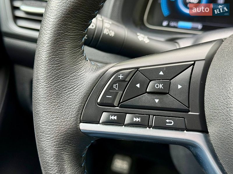 Хетчбек Nissan Leaf 2022 в Самборі