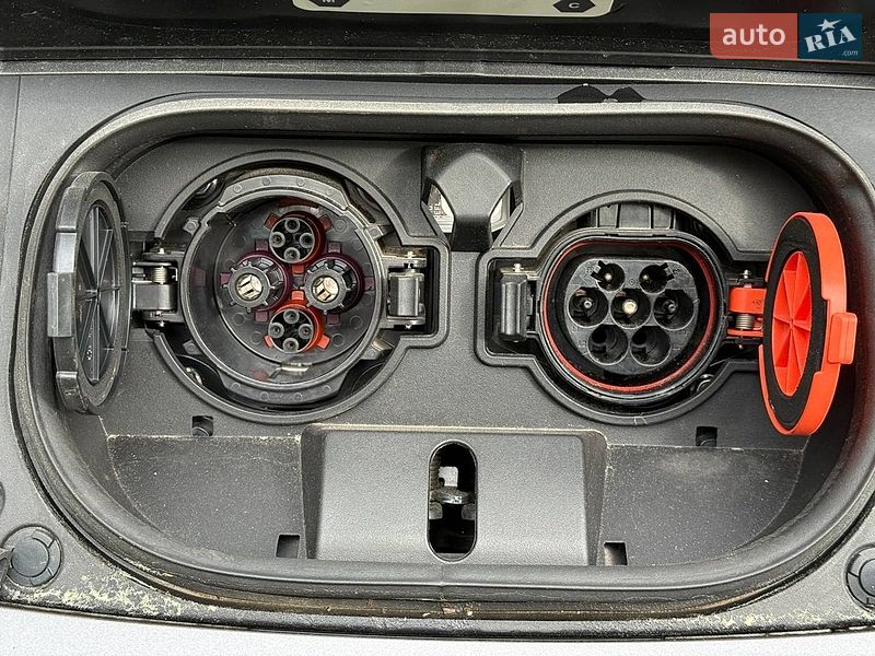 Хетчбек Nissan Leaf 2022 в Самборі
