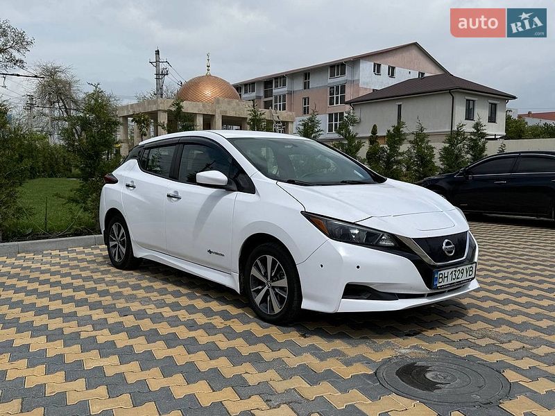 Хетчбек Nissan Leaf 2019 в Одесі