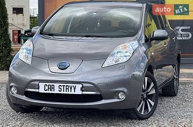 Хэтчбек Nissan Leaf 2015 в Стрые