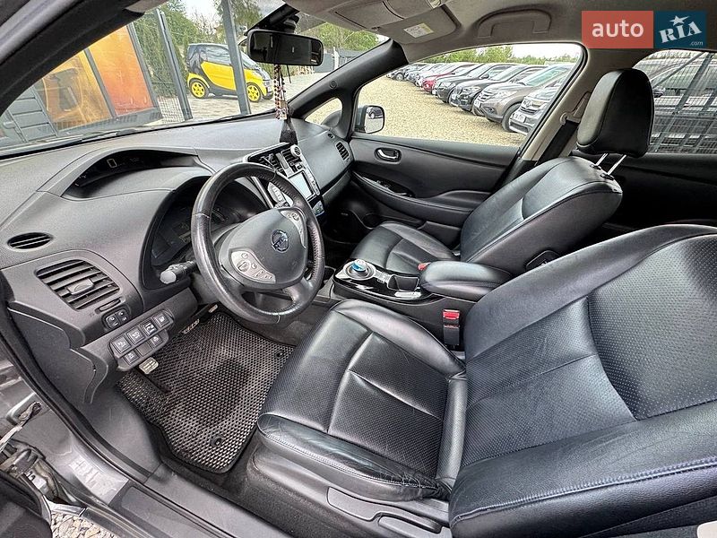 Хэтчбек Nissan Leaf 2015 в Стрые