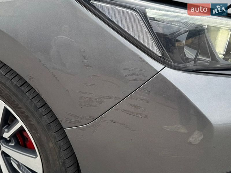 Хэтчбек Nissan Leaf 2019 в Днепре