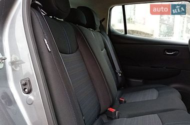 Хетчбек Nissan Leaf 2023 в Дніпрі