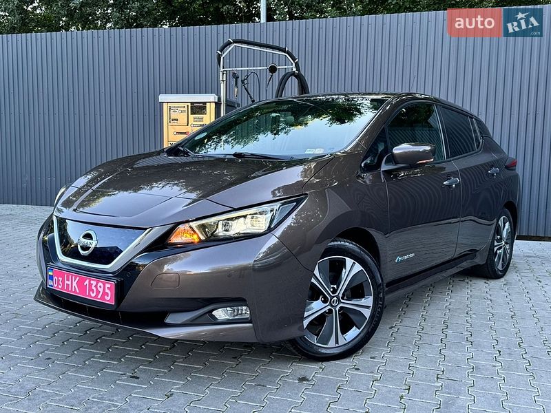 Хэтчбек Nissan Leaf 2018 в Дрогобыче