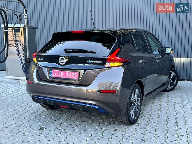 Хэтчбек Nissan Leaf 2018 в Дрогобыче