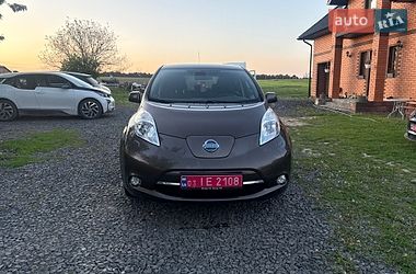 Хетчбек Nissan Leaf 2016 в Луцьку