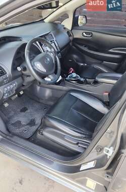 Хетчбек Nissan Leaf 2014 в Львові