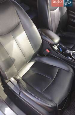 Хетчбек Nissan Leaf 2014 в Львові