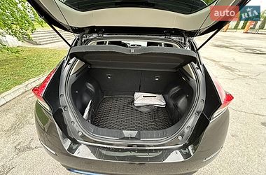 Хетчбек Nissan Leaf 2018 в Олександрії