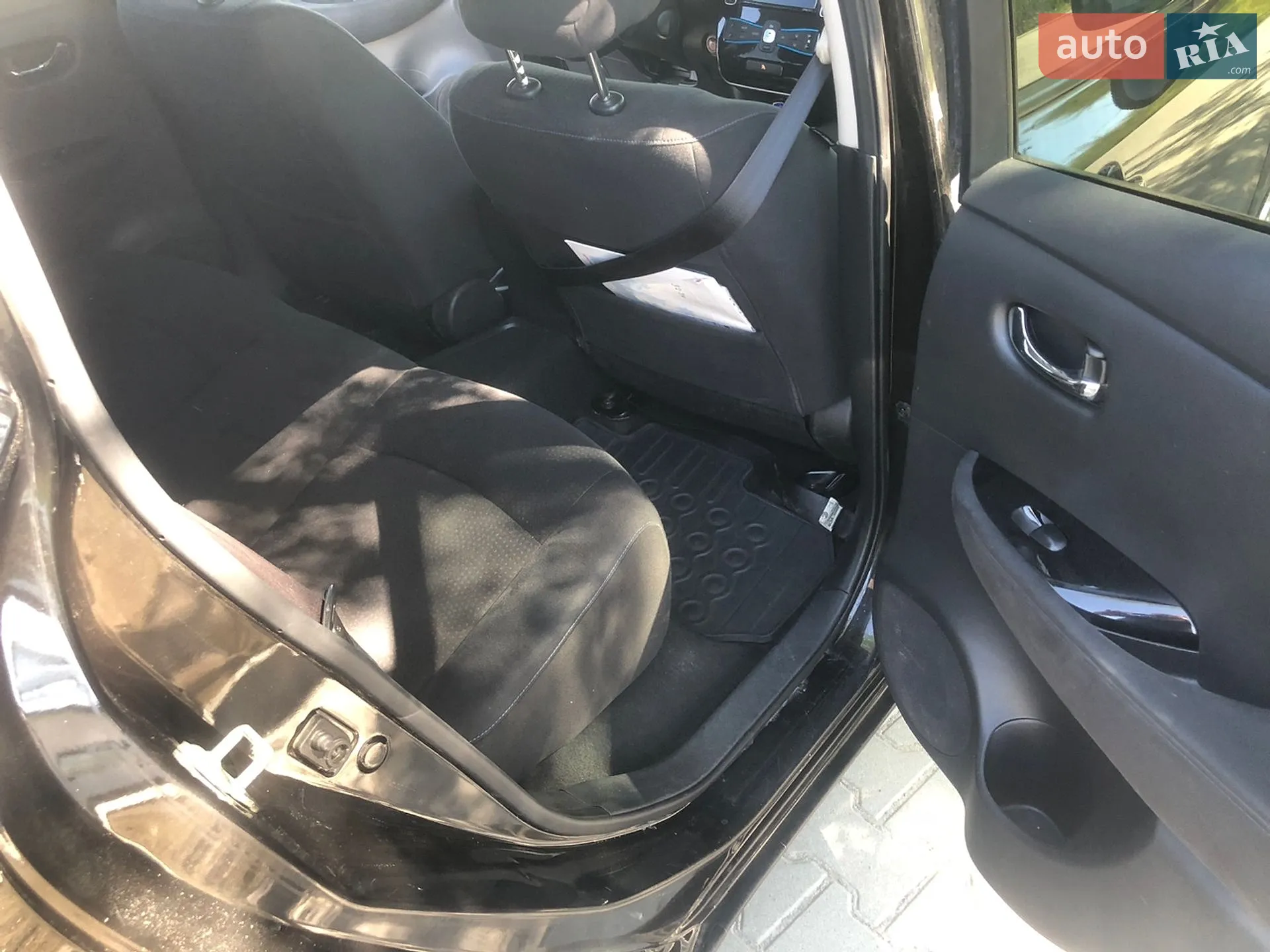 2014 Nissan Leaf - мініатюра 18