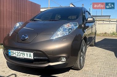 Хетчбек Nissan Leaf 2017 в Одесі