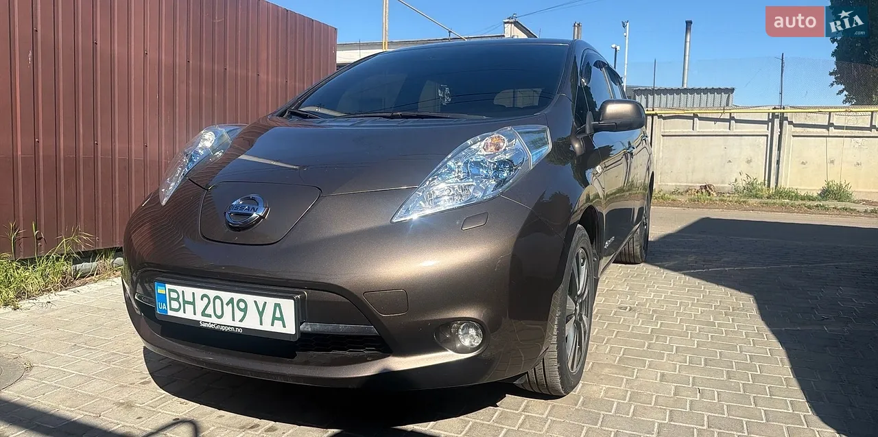 2017 Nissan Leaf - мініатюра 28