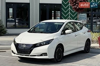 Хетчбек Nissan Leaf 2022 в Городку