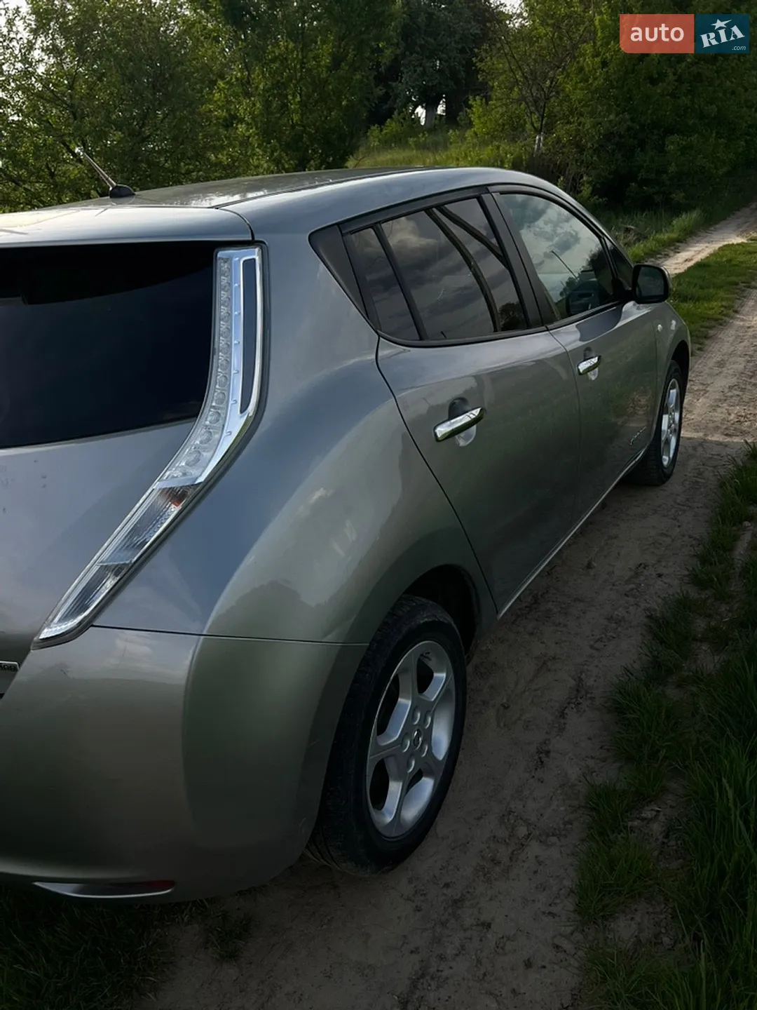 2014 Nissan Leaf - мініатюра 9