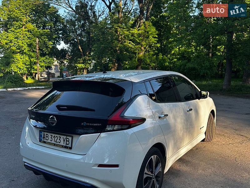 Хэтчбек Nissan Leaf 2019 в Виннице