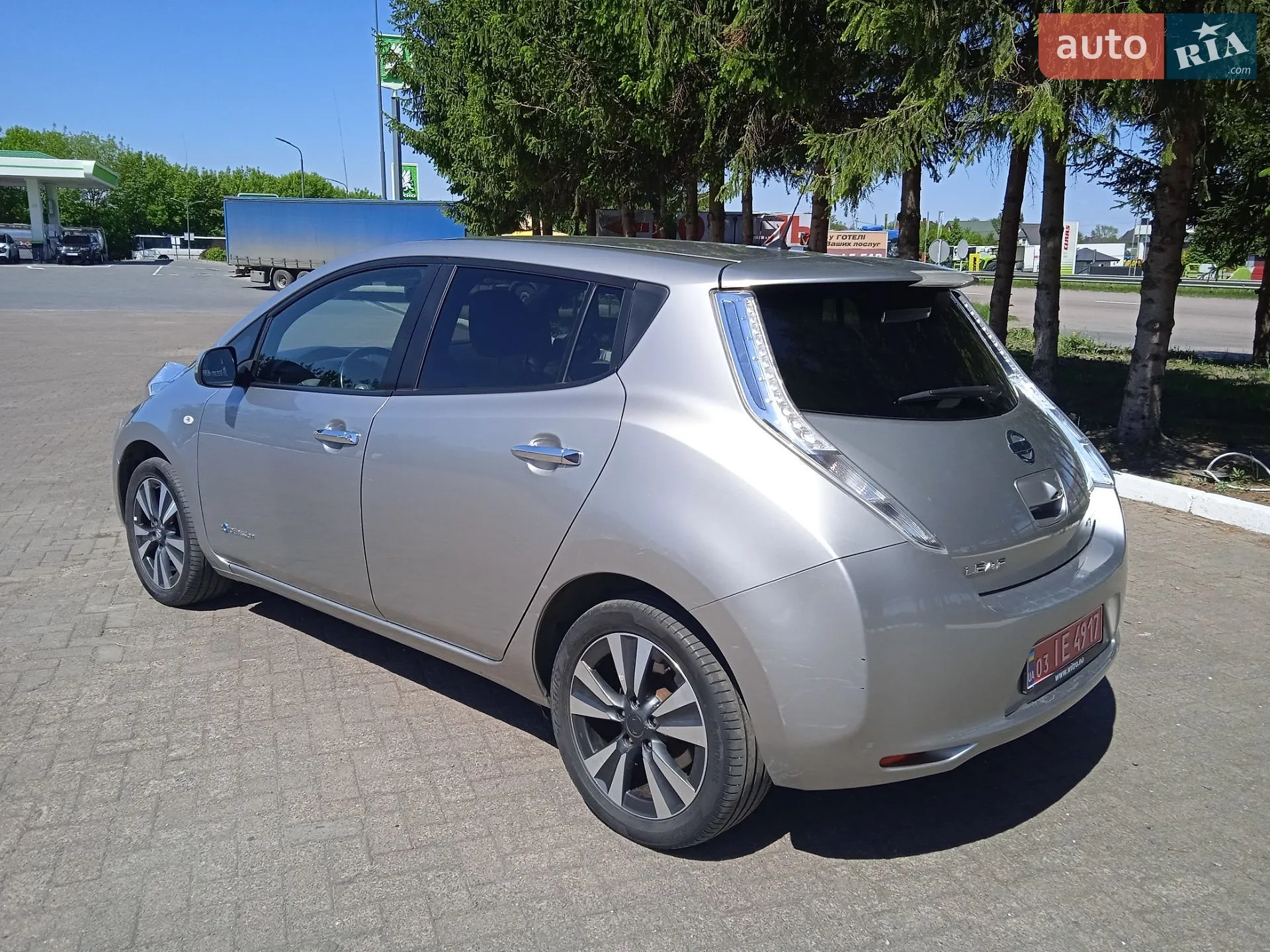2015 Nissan Leaf - мініатюра 14