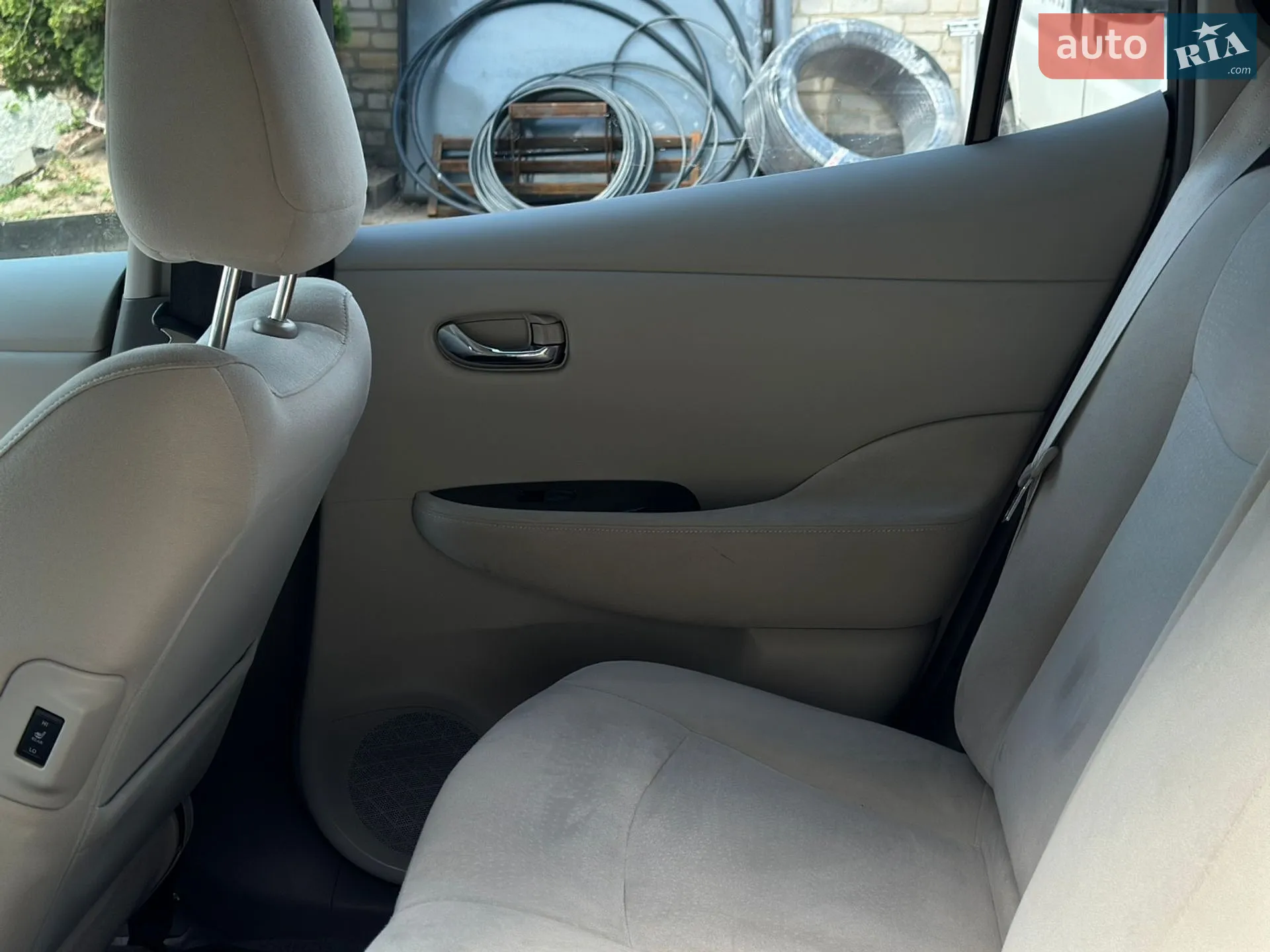 2012 Nissan Leaf - мініатюра 16