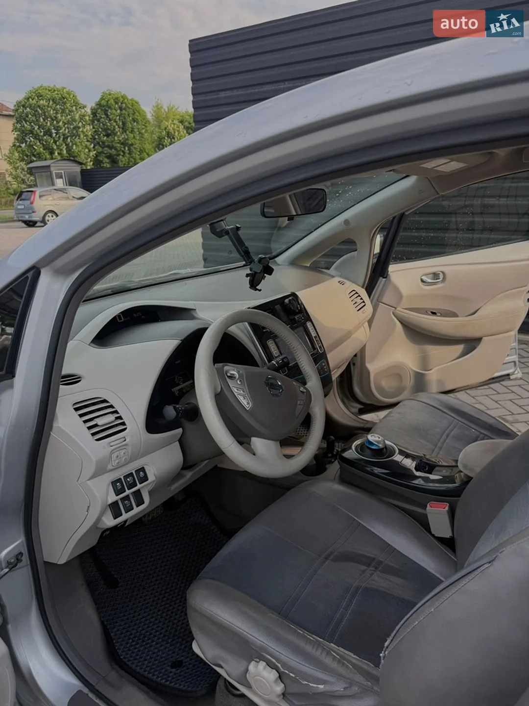 2012 Nissan Leaf - мініатюра 9
