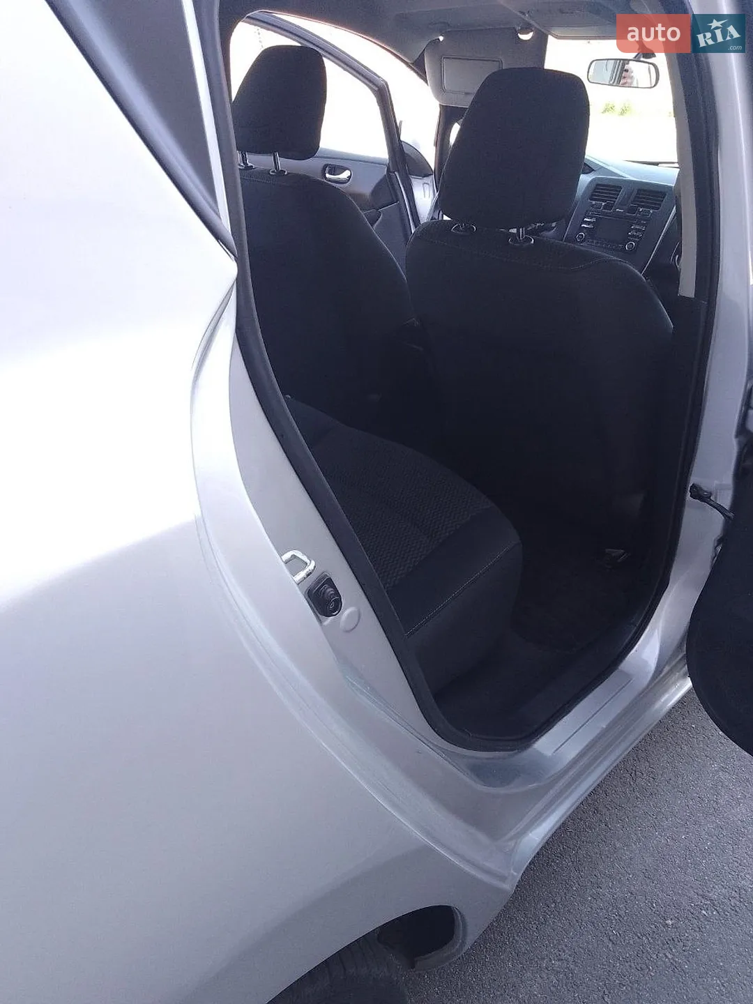 2013 Nissan Leaf - мініатюра 12