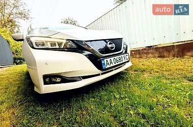 Хетчбек Nissan Leaf 2019 в Києві фото 2 Хетчбек Nissan Leaf 2019 в Києві