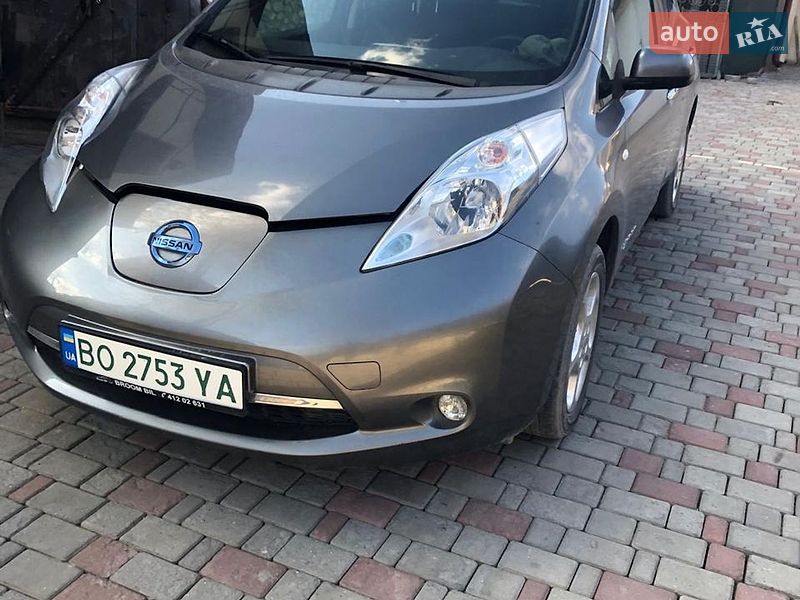 Хэтчбек Nissan Leaf 2017 в Тернополе