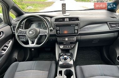 Хэтчбек Nissan Leaf 2018 в Ровно