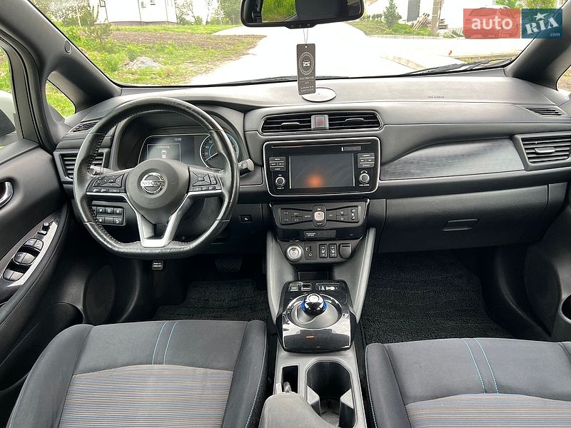 Хэтчбек Nissan Leaf 2018 в Ровно