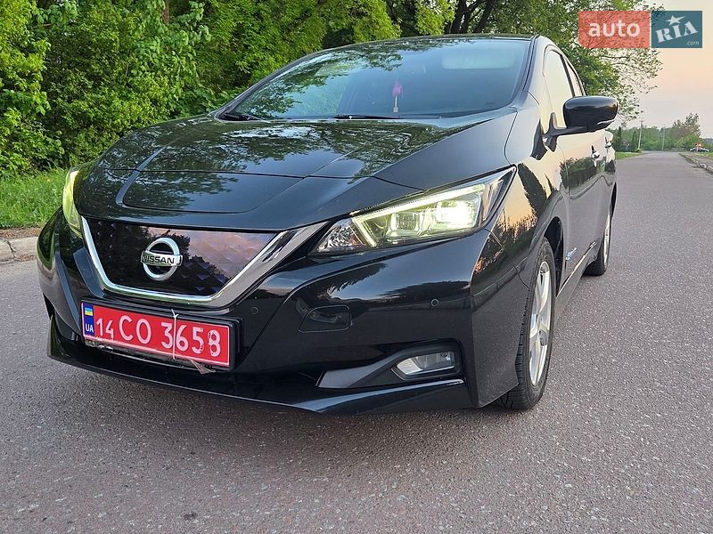 Хэтчбек Nissan Leaf 2017 в Радивилове