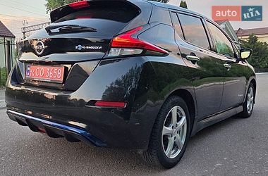 Хэтчбек Nissan Leaf 2017 в Радивилове