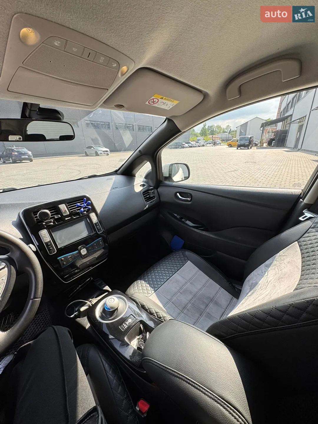 2013 Nissan Leaf - мініатюра 21