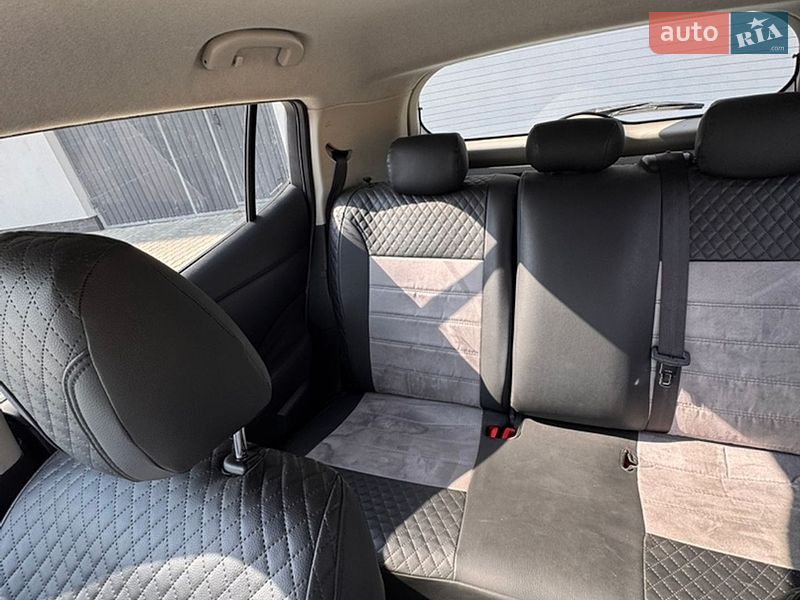 Хетчбек Nissan Leaf 2013 в Бориславі фото 17 Хетчбек Nissan Leaf 2013 в Бориславі