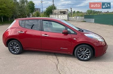 Хэтчбек Nissan Leaf 2015 в Житомире
