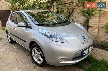 Хетчбек Nissan Leaf 2012 в Києві