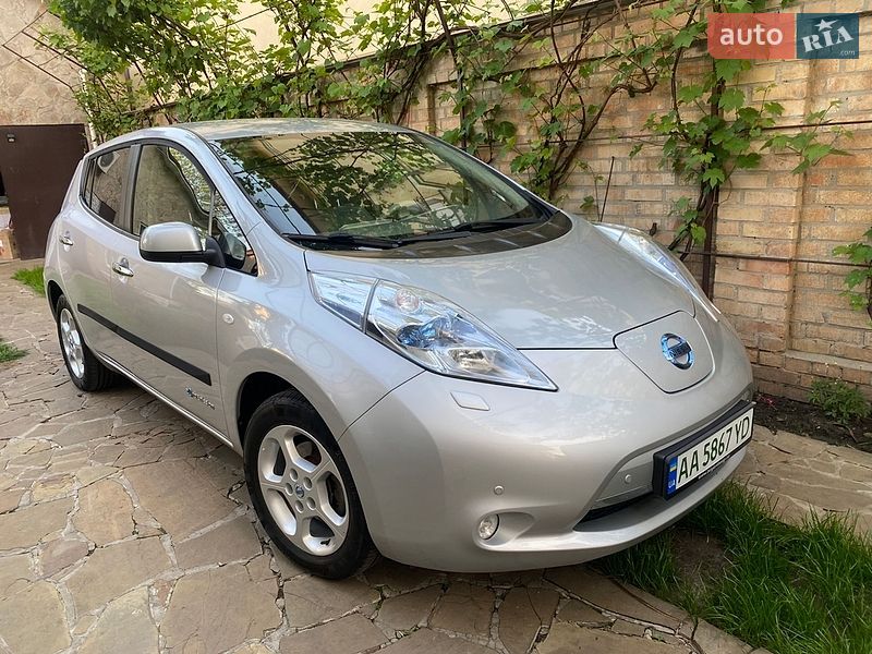 Nissan Leaf 2012