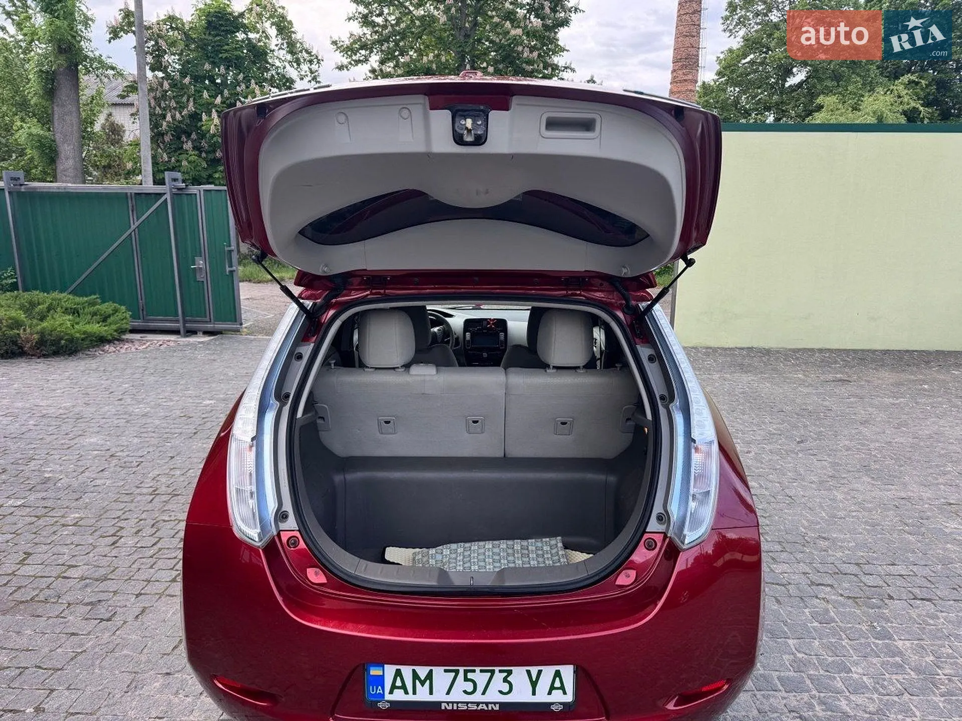 2012 Nissan Leaf - мініатюра 28