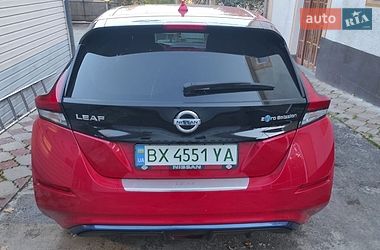 Хетчбек Nissan Leaf 2019 в Городку