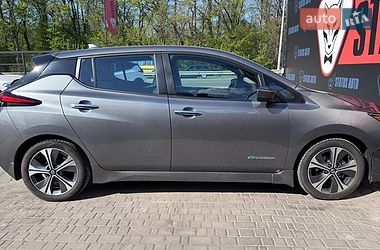 Хэтчбек Nissan Leaf 2018 в Виннице