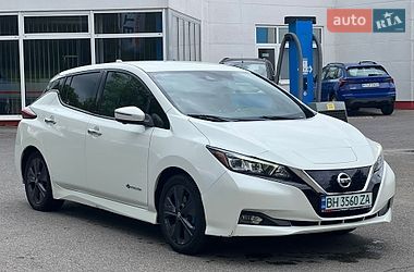 Хетчбек Nissan Leaf 2019 в Запоріжжі