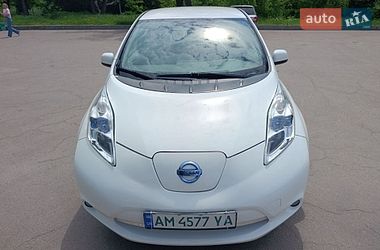 Хетчбек Nissan Leaf 2015 в Житомирі